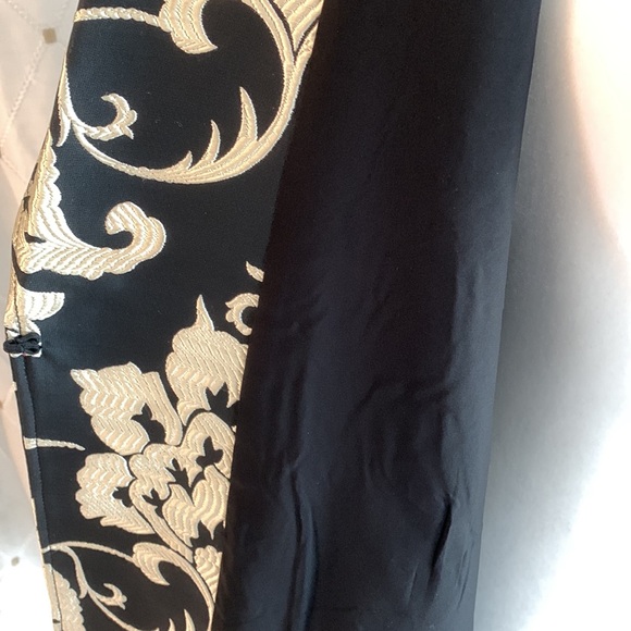 CHICOS black and ivory topper - Picture 4 of 7